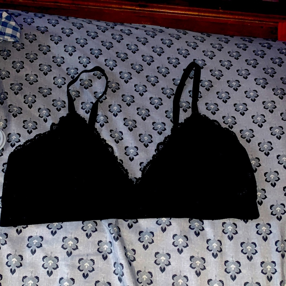 Never Worn!!! Cute Lace Black Bra, no padding.